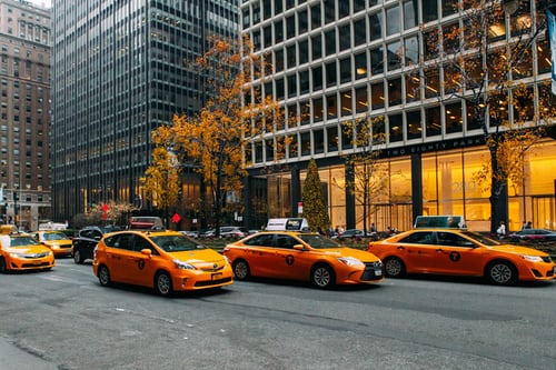 Choisir les taxis adaptés pour les déplacements en ville