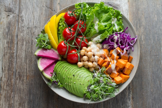 Perte de poids et régime vegan : une option efficace et durable ?